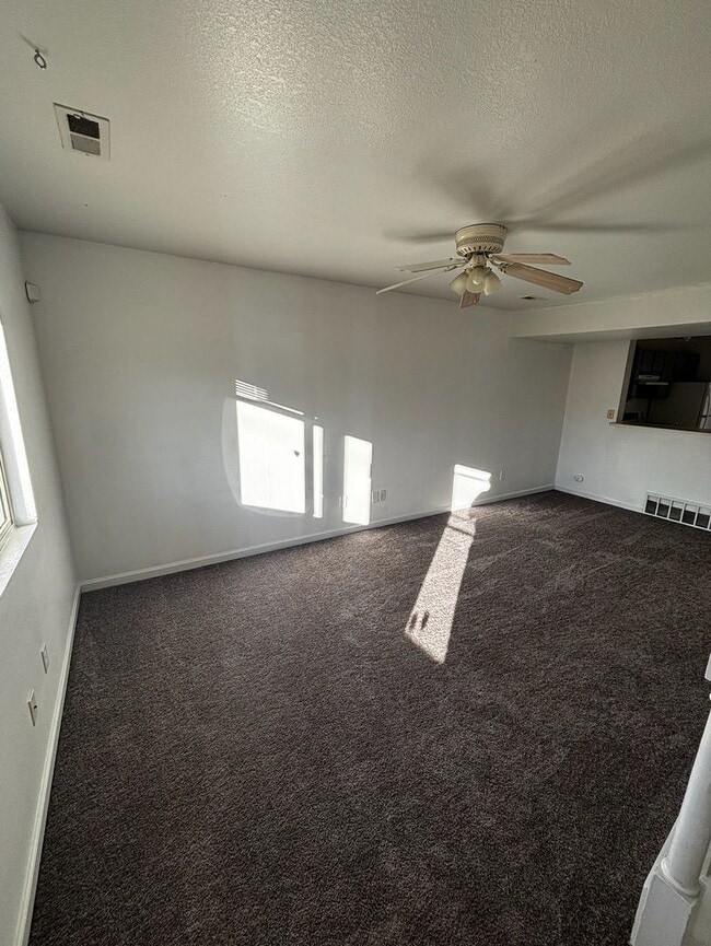 Foto del edificio - 28 Yorkshire Rd