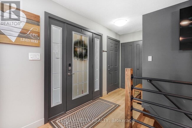 Photo du bâtiment - 146 Sandra Crescent