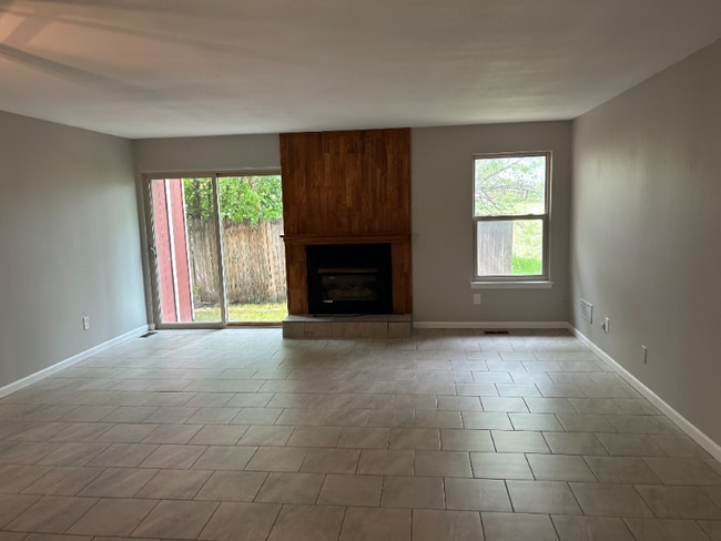 Photo - 472 W Rockrimmon Blvd Townhome
