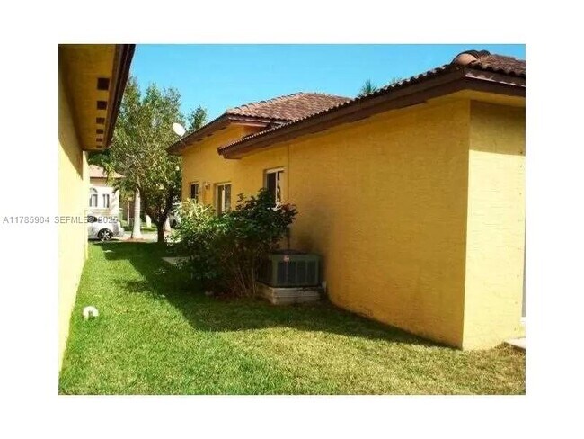 Foto del edificio - 2540 NE 41st Terrace