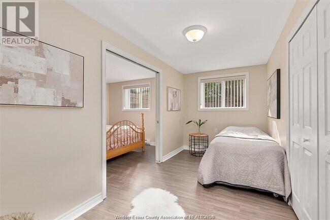 Building Photo - 2323 Askin Ave