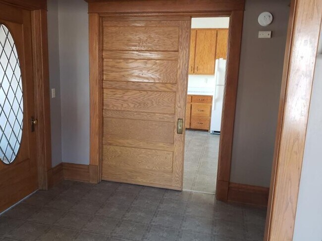 Pocket Door and Front Entry - 303 E Jefferson St