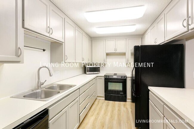 Foto del edificio - 9263 SW Brier Pl