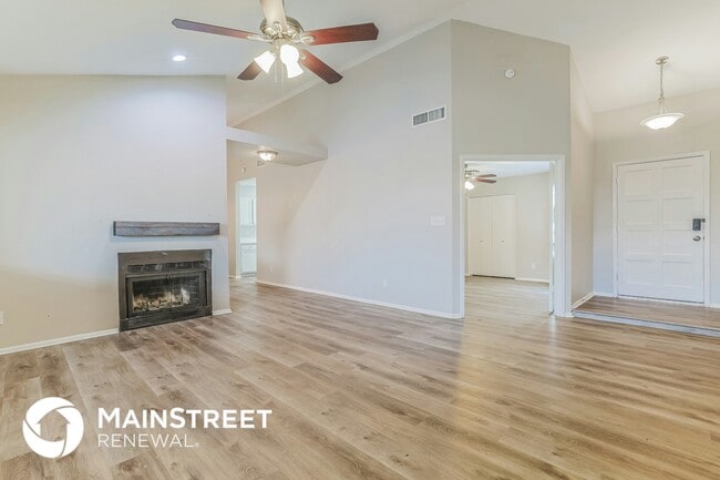 Building Photo - 1612 W Citation Ln