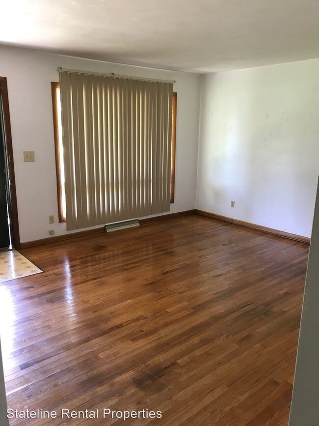 Foto del edificio - 6082 Buttercup Ln