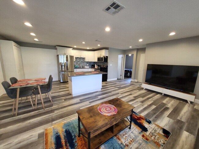 Foto del edificio - Lime Way