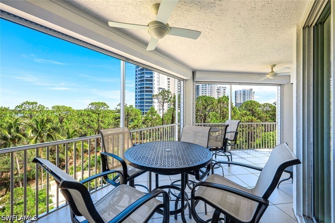 Foto del edificio - 325 Dunes Blvd
