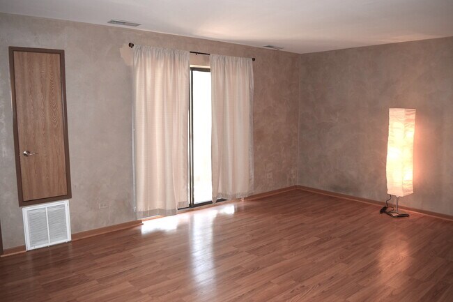 Foto del edificio - 2258 Abbeywood Dr