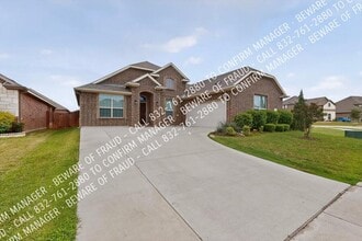 Building Photo - 7811 Links Dr
