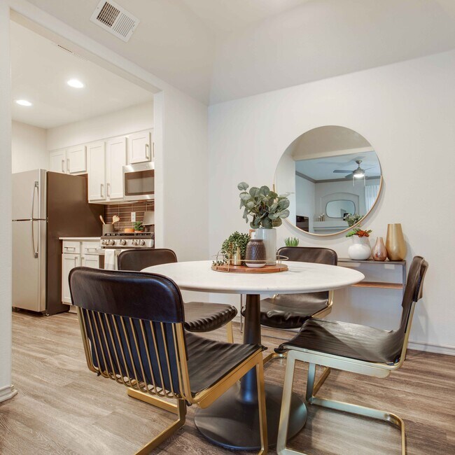 The Amethyst Apartments in Austin, TX