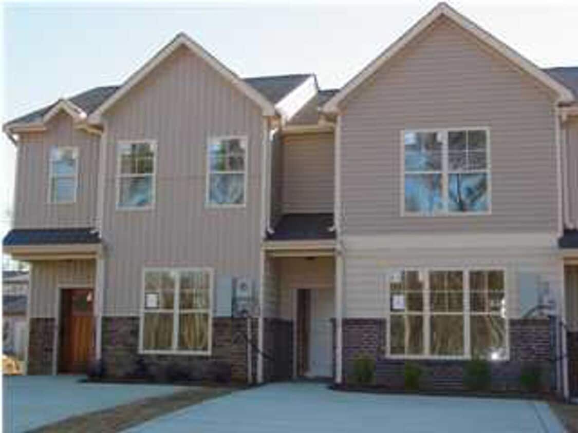 Primary Photo - 2 bed, 2.5 bath townhome in Calera