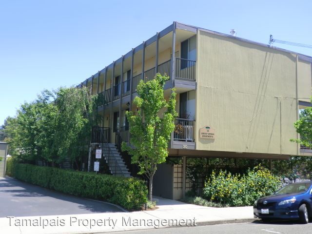 Primary Photo - 30 Locust Ave