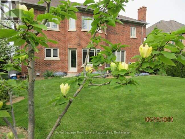 Photo du bâtiment - 5278 Hilton Ct