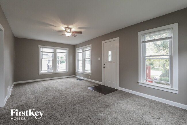 Foto del edificio - 125 S Fordham Ave