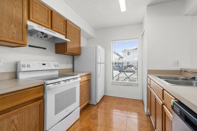 Building Photo - 4110 Waterside Island Ct