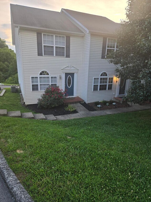 Primary Photo - Spacious 2-Bedroom Townhome – End Unit wit...