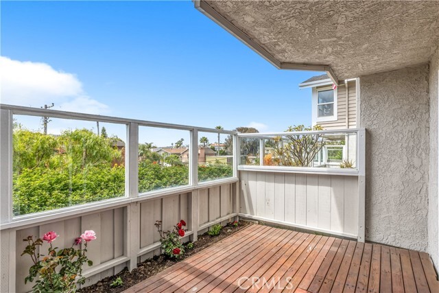 Foto del edificio - 24742 Morning Star Ln