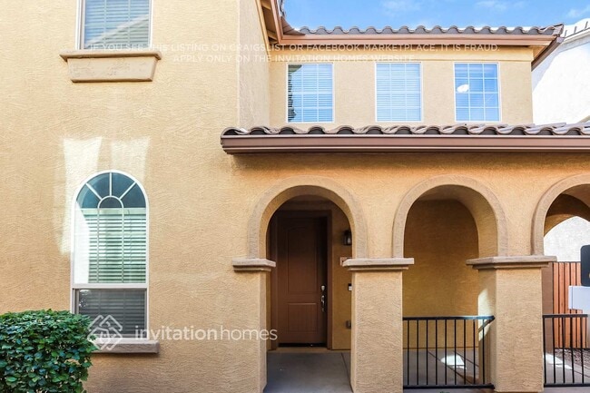 Building Photo - 1382 S Ponderosa Dr