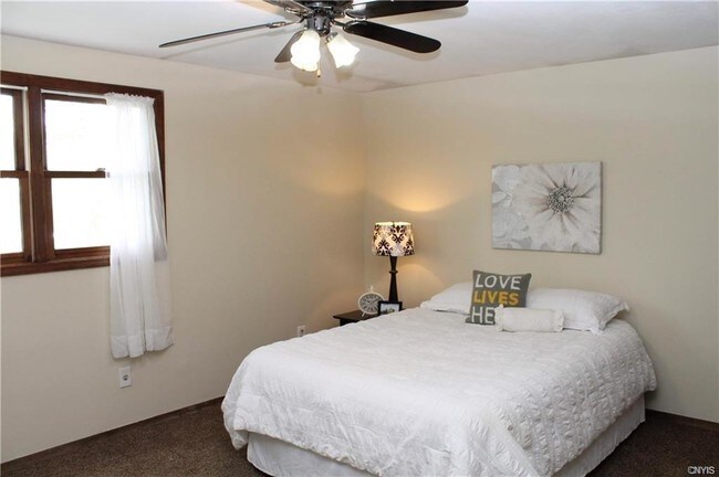 Foto del edificio - 8395 Winterberry Way