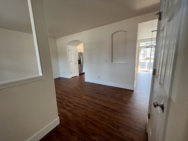 Foto del edificio - Remodeled Home in SW Bend