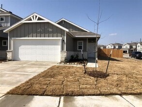 Building Photo - 19327 Sandy Woods Dr