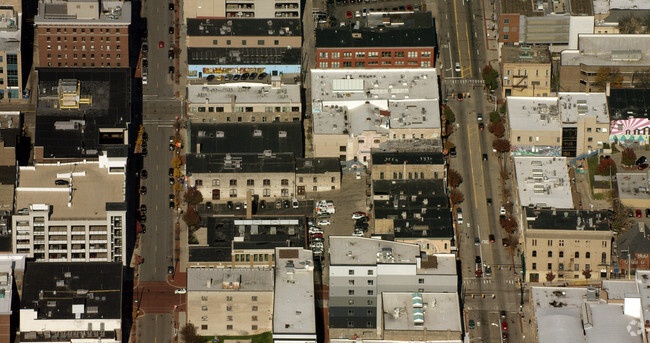 Aerial Photo - 123 Division Ave S