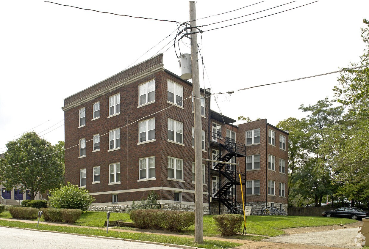 Foto del edificio - 6805 Washington Ave