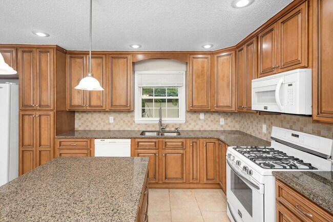 Foto del edificio - 1003 Coronado Ave SE