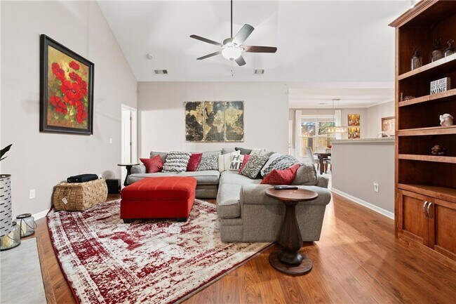 Foto del edificio - 5135 Fieldstone View Cir