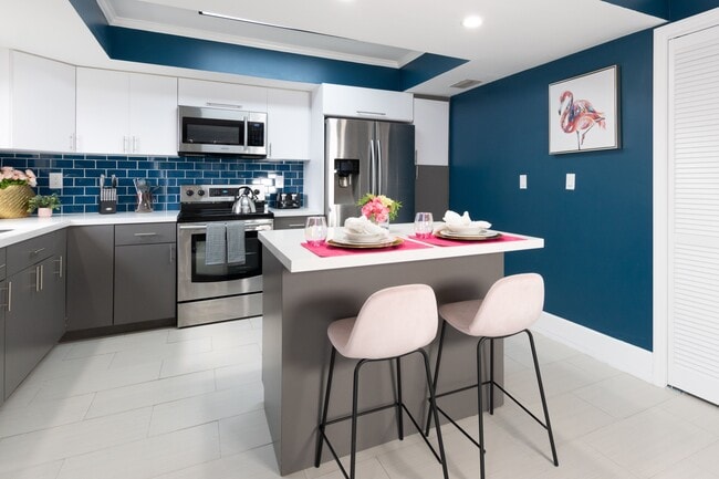 Photo - 940 W 81st Rd Townhome