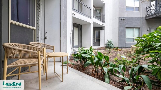 Foto del edificio - 810 W St Johns Ave