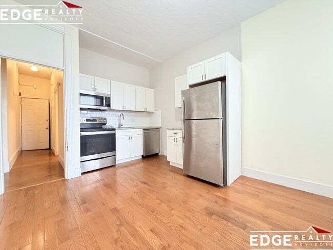 Photo - 1 Linden St Apartment