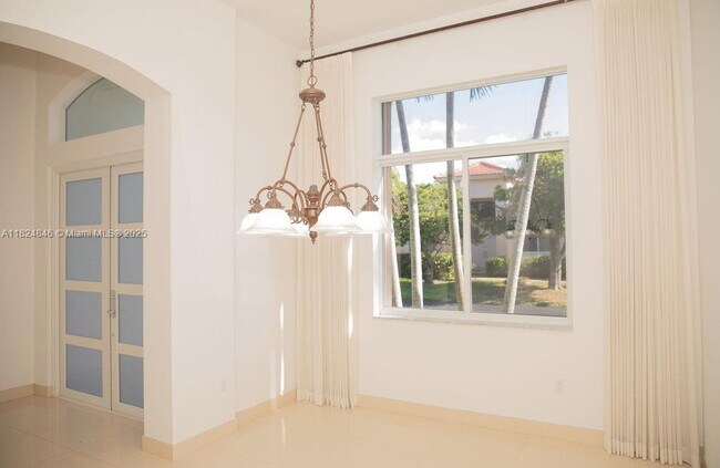 Foto del edificio - 8464 SW 138th St