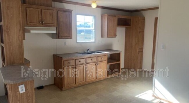 Foto del edificio - 1096 Tollie Weldon Rd