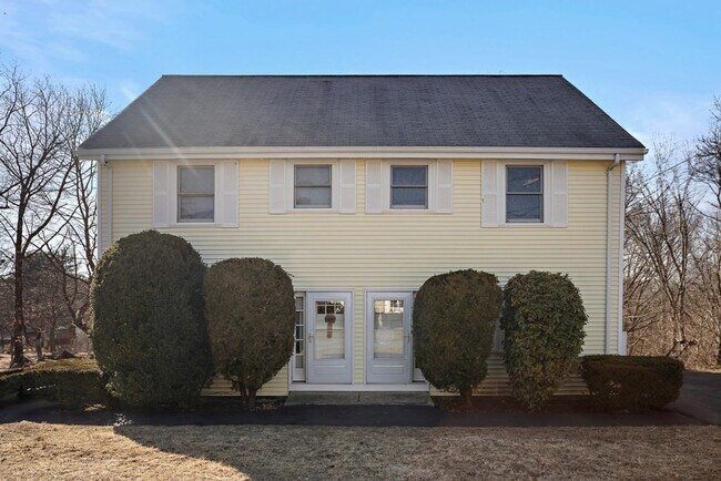 Building Photo - 52 Sheridan Cir