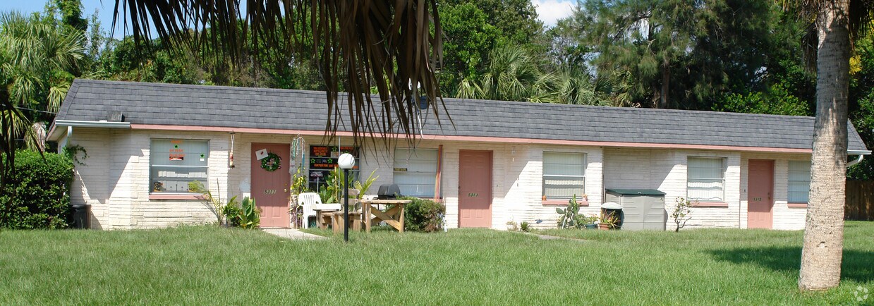 Foto del edificio - 5307-5321 Avery Rd
