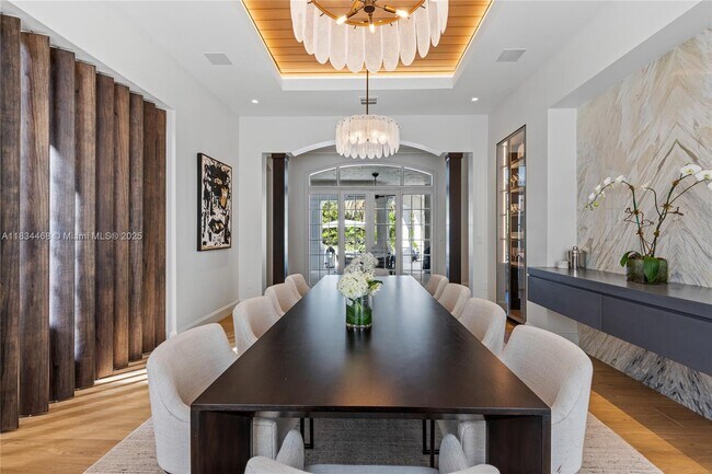 Foto del edificio - 11010 SW 69th Avenue Rd