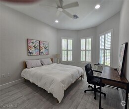 Building Photo - 6839 Saona CT