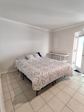 Building Photo - 5281 Daffodil Dr