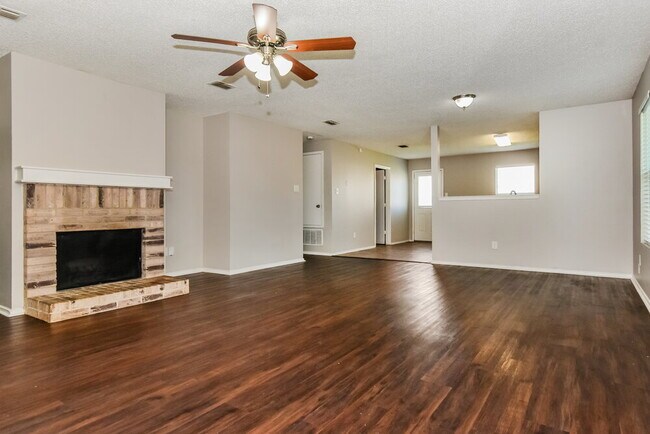 Building Photo - 3808 Kenzie Ct
