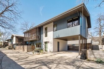 Building Photo - 1411 Haskell St