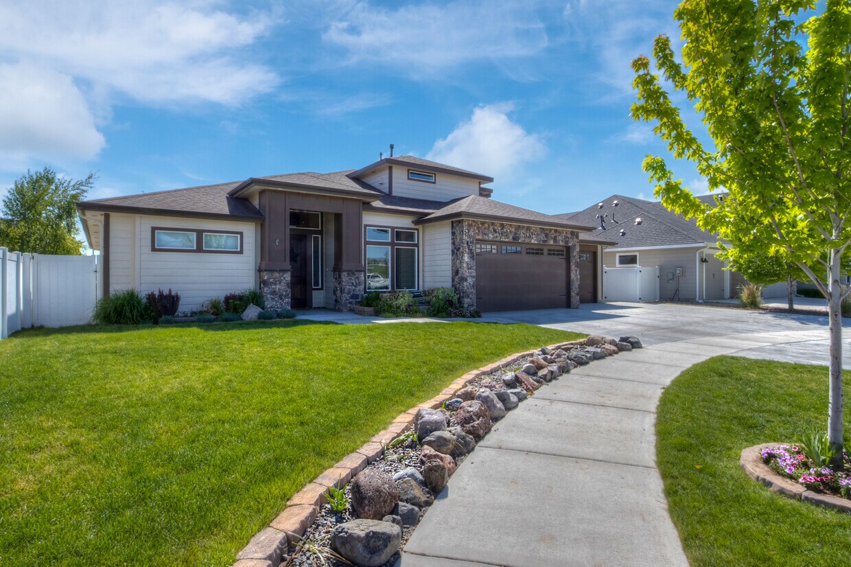 Primary Photo - 4980 S Marsala Way