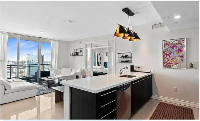 Foto del edificio - 90 SW 3rd St