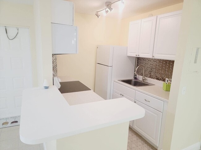 Building Photo - 2 Crossings Cir