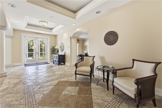 Building Photo - 2825 Palm Beach Blvd