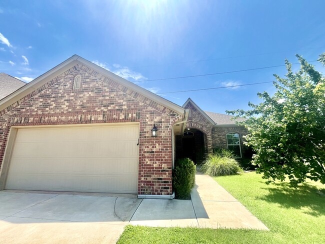 Building Photo - 2408 NW 193rd St