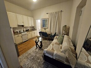 Building Photo - 639 2nd Ave