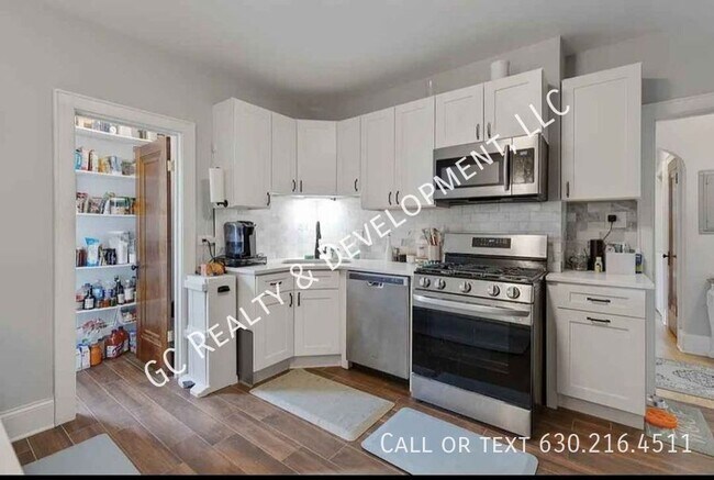 Foto del edificio - 2324 W 25th St