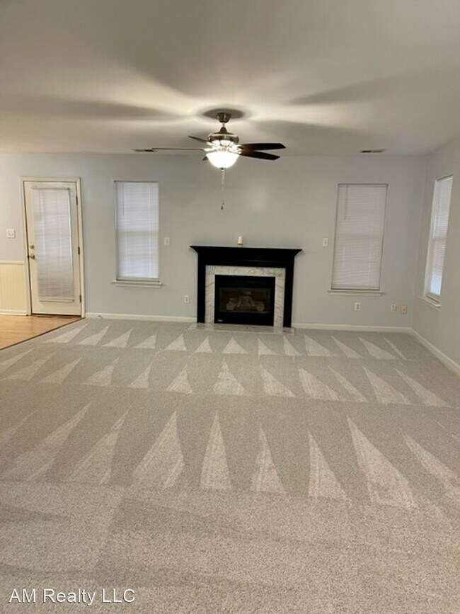 Building Photo - 3 br, 2 bath House - 6117 Forest Pond Drive