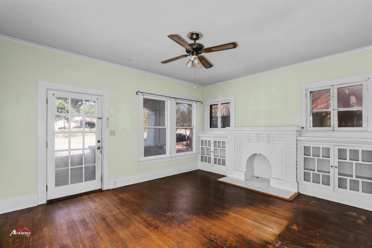 561 Forest Ave, Shreveport, LA 71104 House Rental in Shreveport, LA